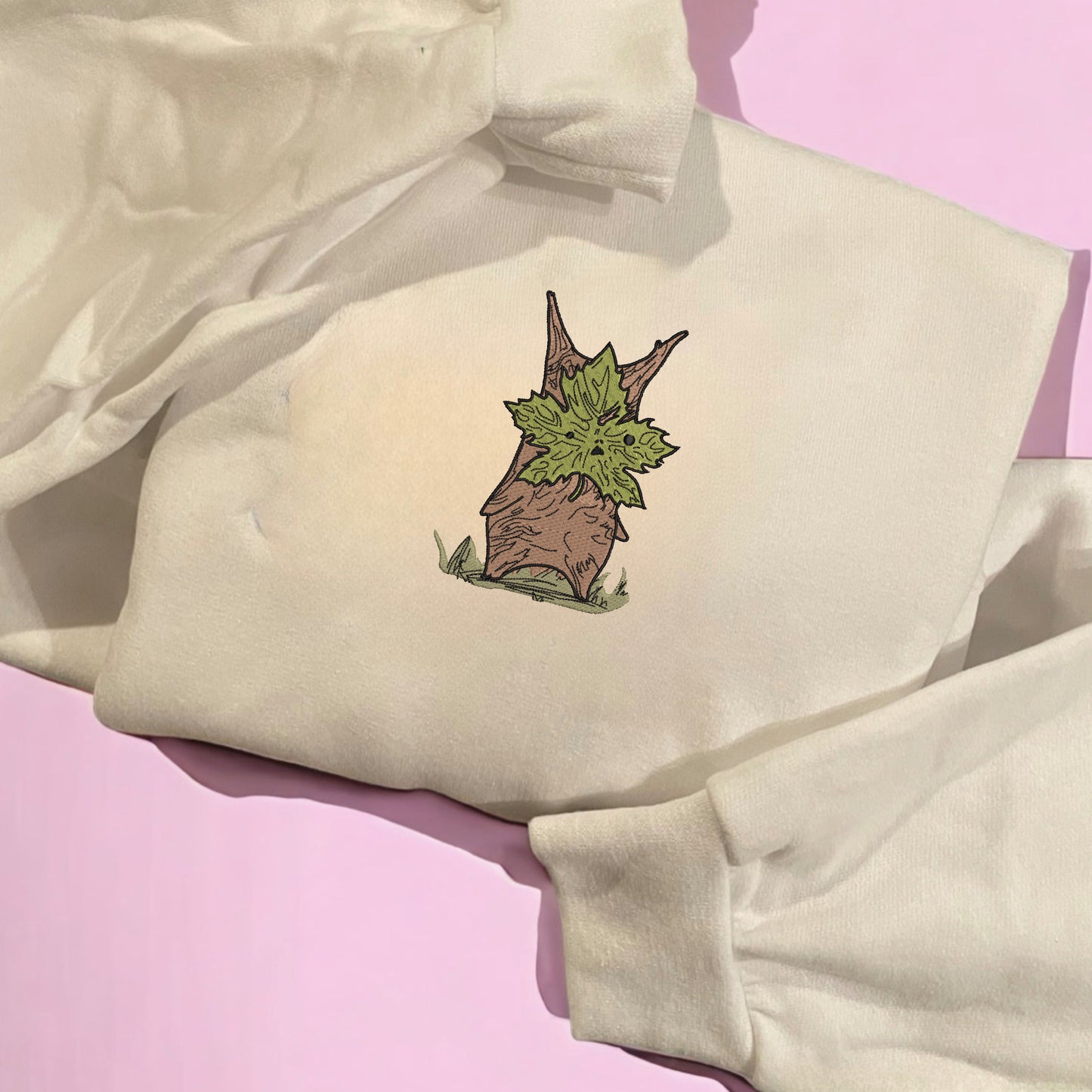 Korok Embroidered Crew Neck Sweatshirt