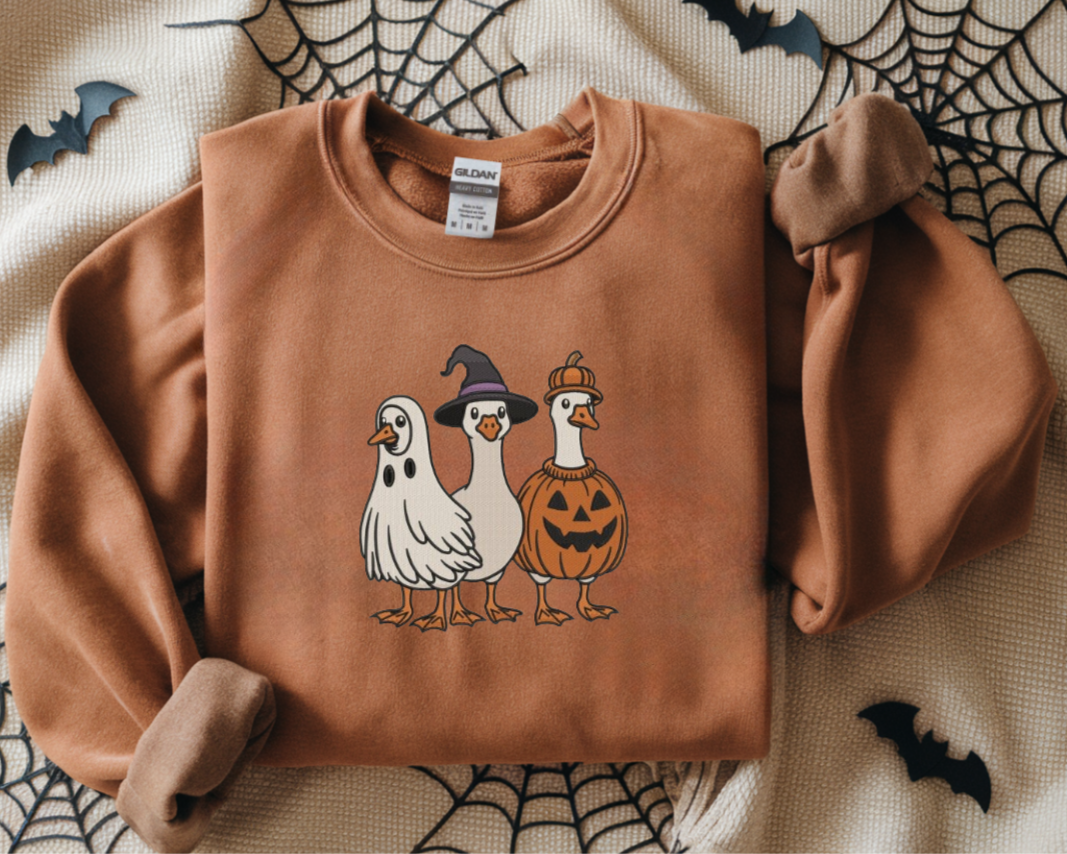 Embroidered Crew Neck Sweatshirt – Goose Trick or Treat Design